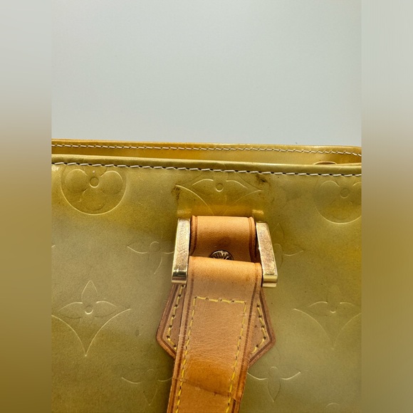 Louis Vuitton Monogram Vernis Bag EUC - Picture 13 of 15